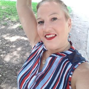 Meet your Posher, Debra louise